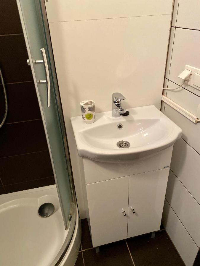 Apartament Arviz Apartman Segedyn Zewnętrze zdjęcie