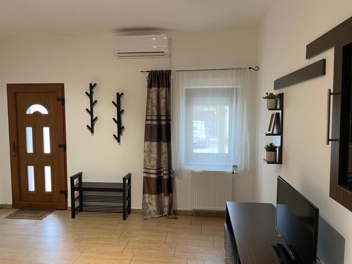 Apartament Arviz Apartman Segedyn Zewnętrze zdjęcie